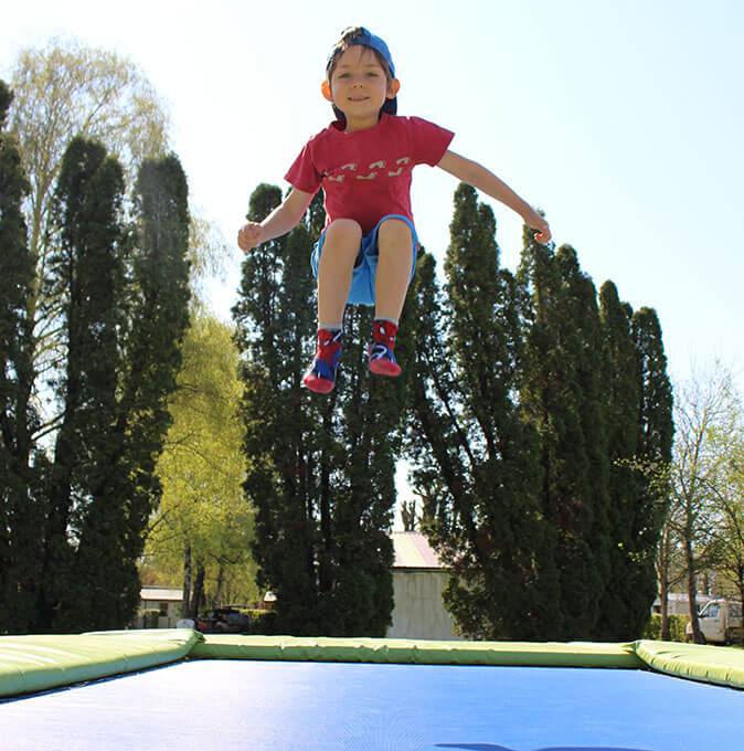 Kinderspielplatz Campingplatz im Jura