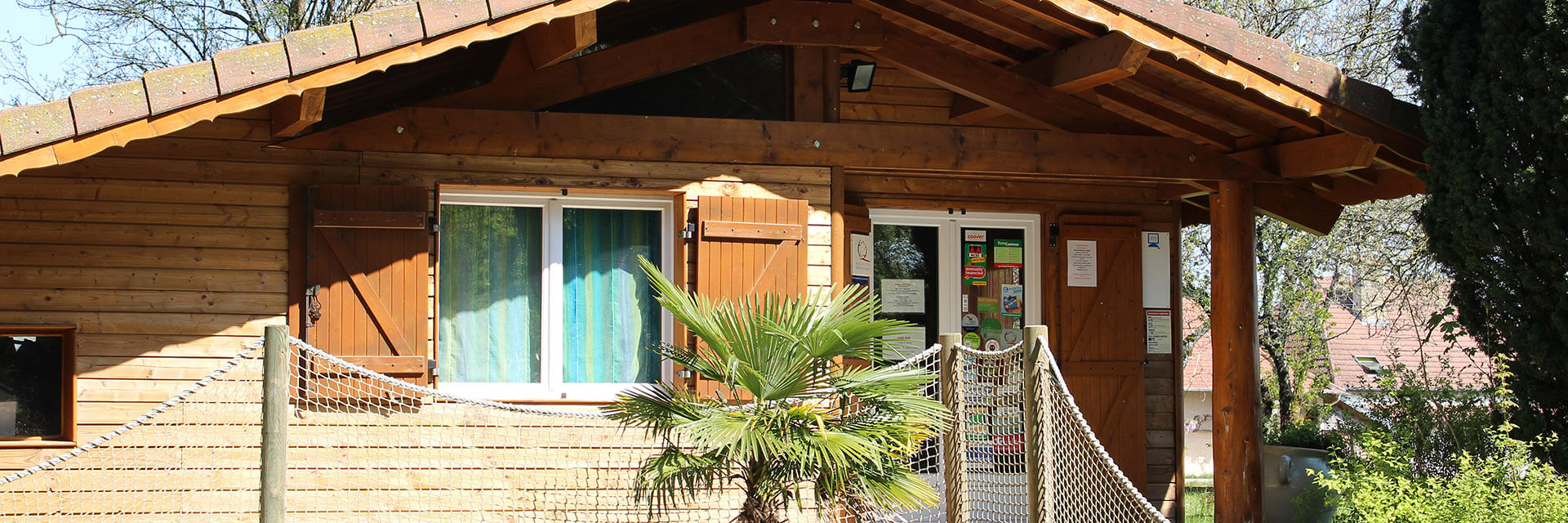 Receptie van de camping le Val d'Amour in Jura