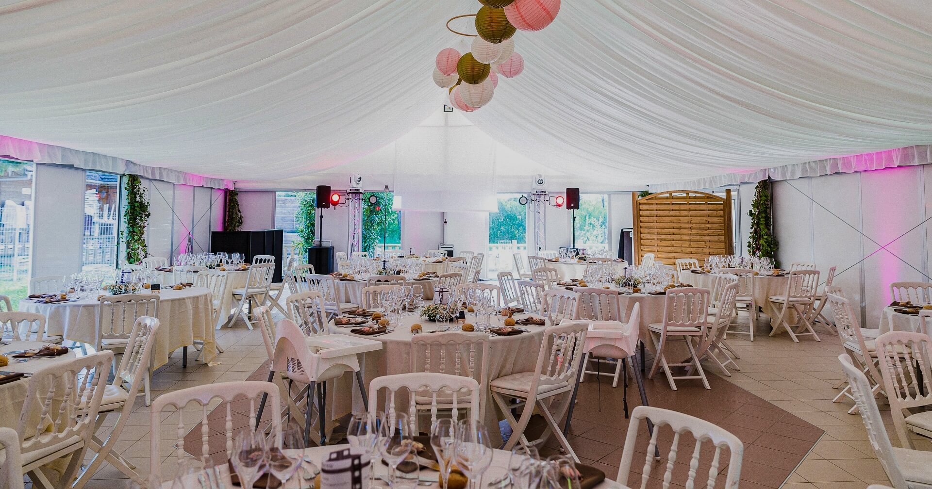 Le camping le Val d’Amour dans le Jura accueille les groupes pour vos soirées, week-ends et événements